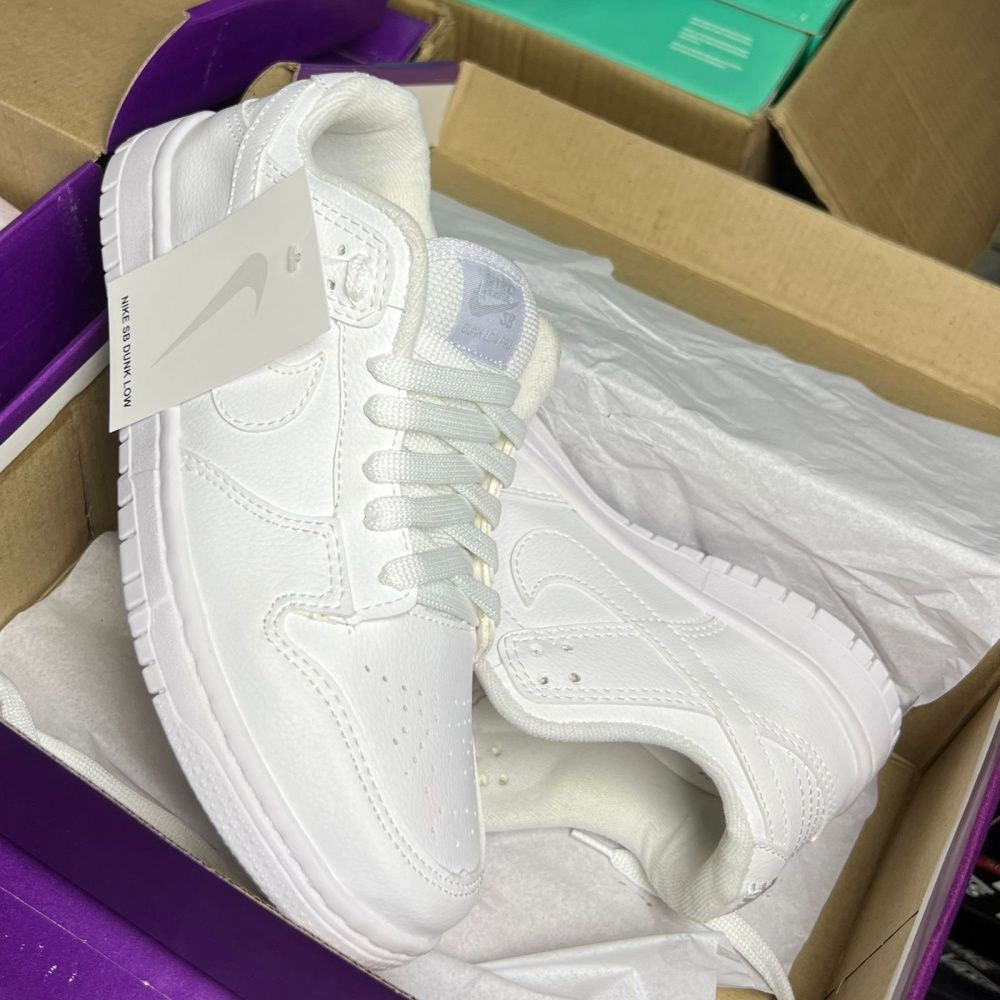 Dunk SB (Linha Premium) - Branco