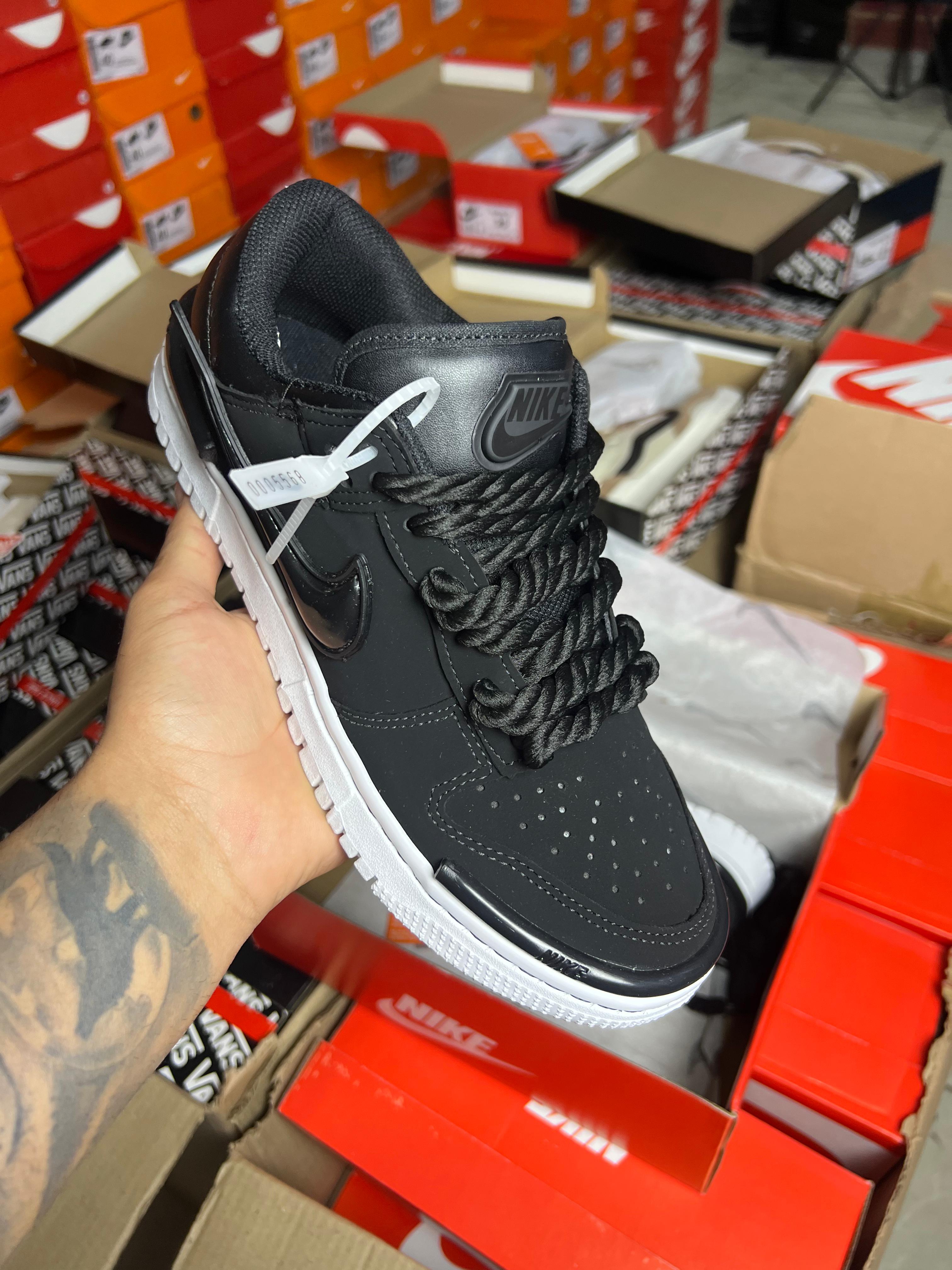 Nike Dunk Twist - Preto